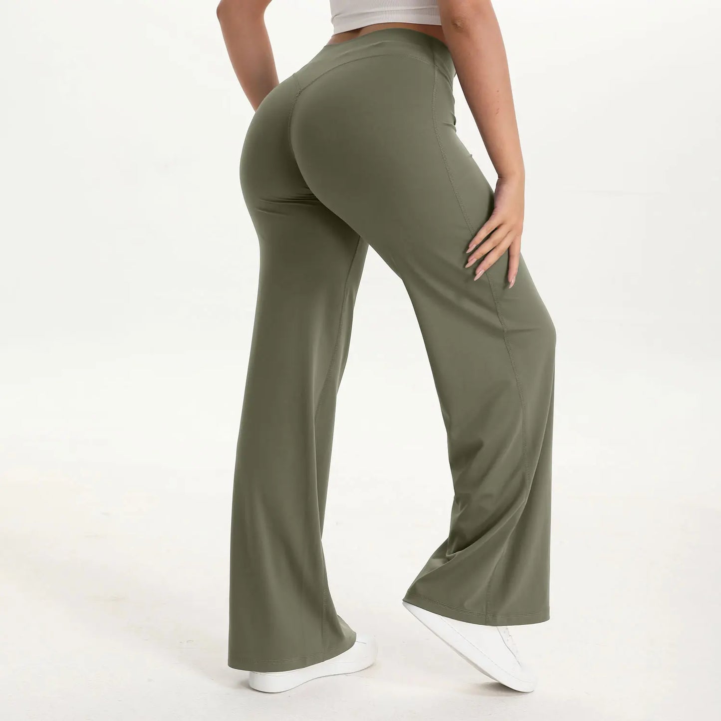 Women’s Sculpt & Flow Training Trousers – Flattering, Flexible, Effortless